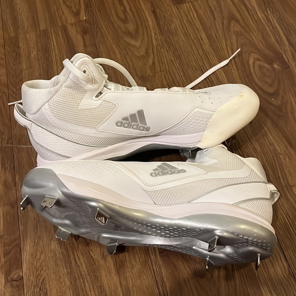 White baseball/softball cleats adidas high top